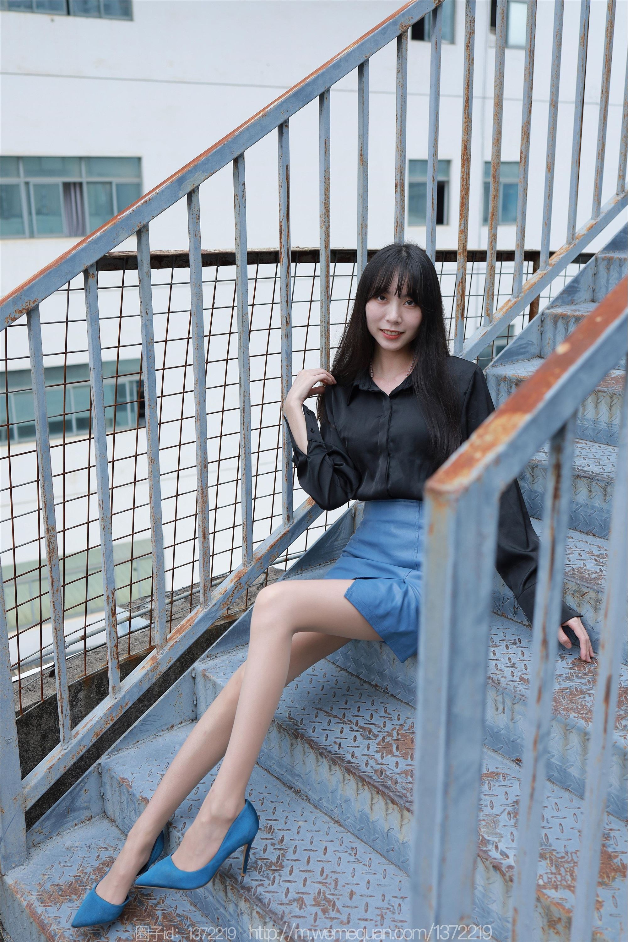 IESS异思趣向  2022.12.18 丝享家 1302 团团《迷人的蓝色》